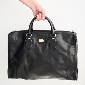 NWOT Gucci large black leather hand bag with crossbody long strap